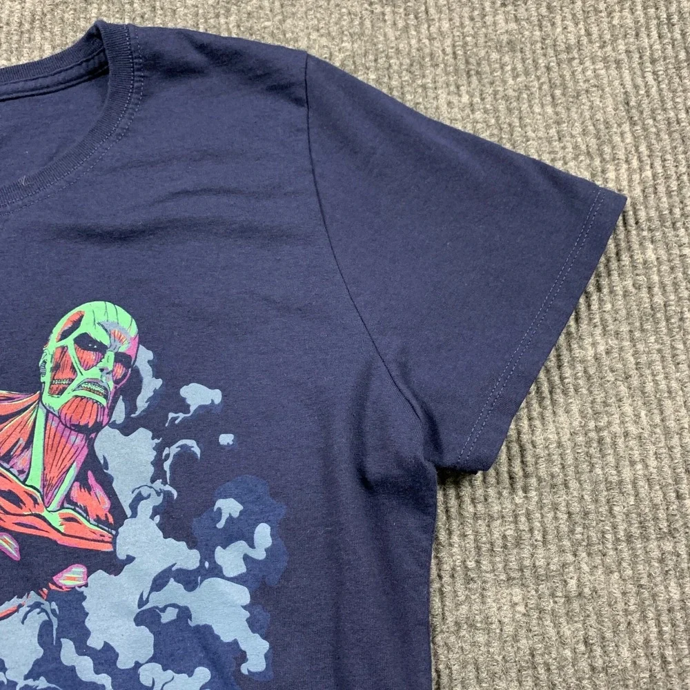 Attack On Titan T Shirt Womens 2XL XXL Blue Season 2 Loot Wear Exclusive Graphic